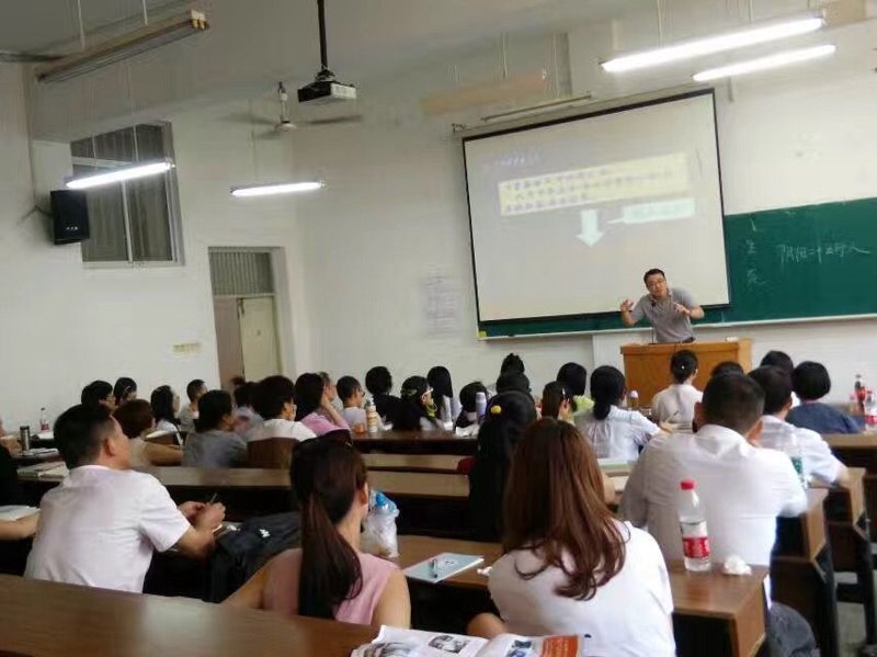 家庭医生的健康服务内容有哪些?让我们一起来看看。